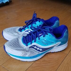 Saucony Women's Teal and Purple Athletic Shoes